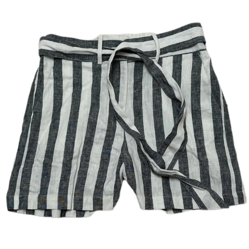 Who What Wear Linen Blend Striped Shorts With Belt, size 6 NWT